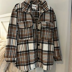 Plaid Shaket